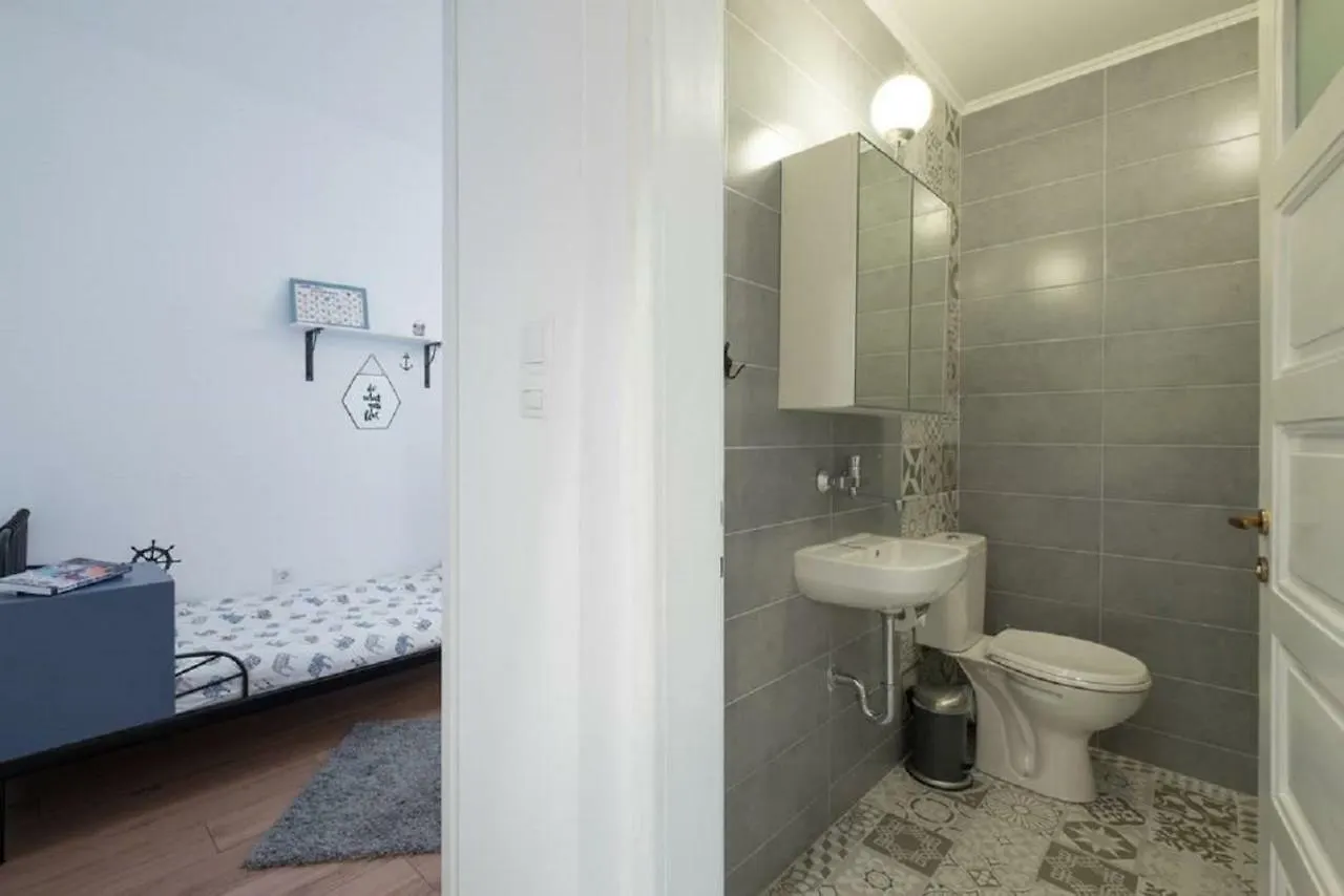 Downtown Wanderlust Apartment ソフィア 0*,